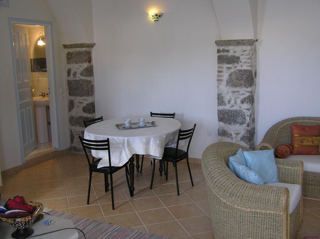 Apartment Gialos Symi Exteriör bild