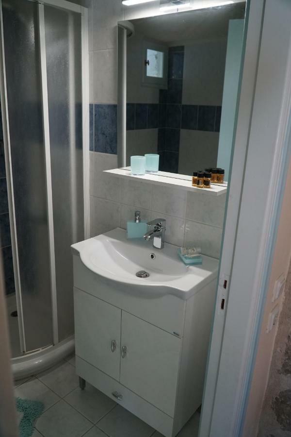 Apartment Gialos Symi Exteriör bild